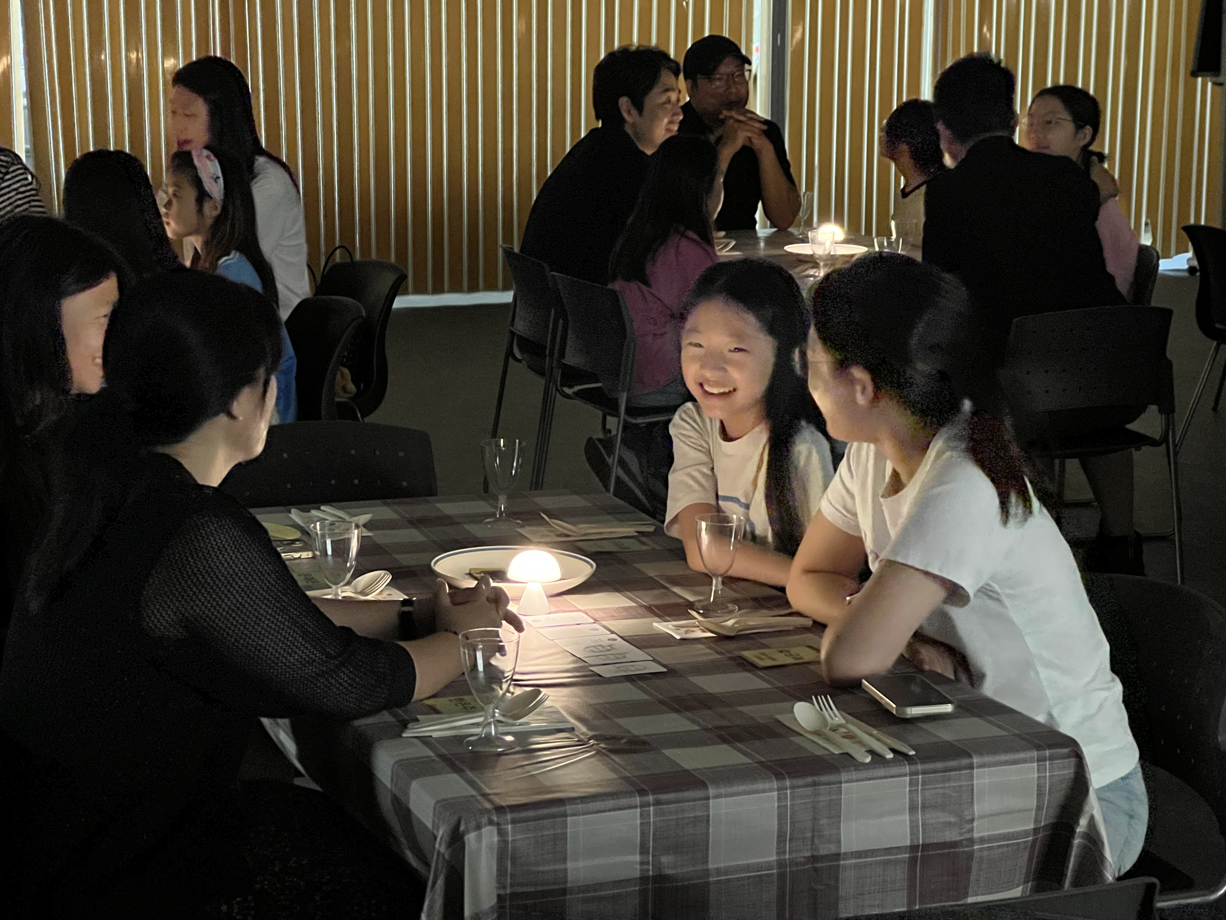 연수구청소년수련관은 지난 20일 가족운동회를 개최하며 청소년 사회성과 부모자녀 의사소통 및 가족 유대관계 증진 프로그램 톡투유의 마지막 장을 성공적으로 마무리했다